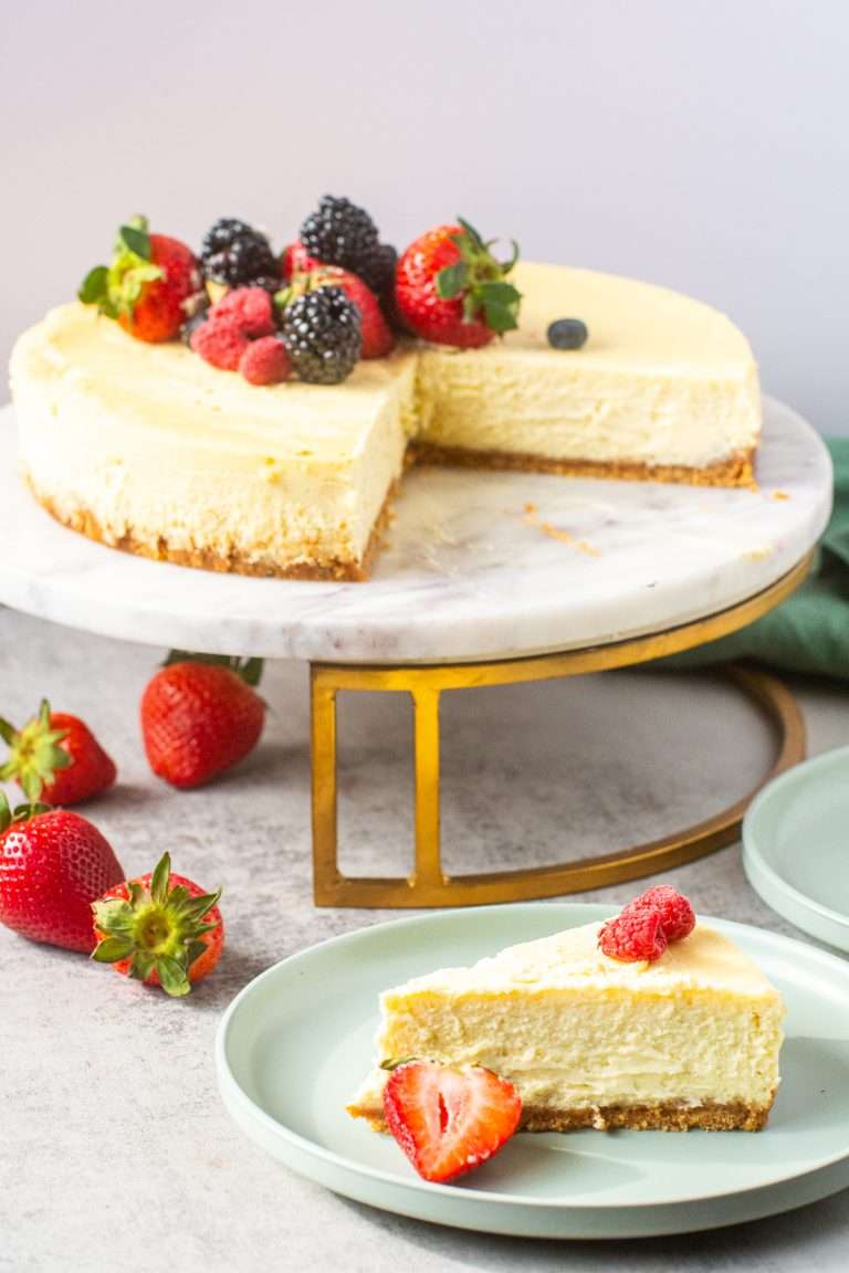 24 Best Mother’s Day Desserts (Easy Recipes Mom Will Love)