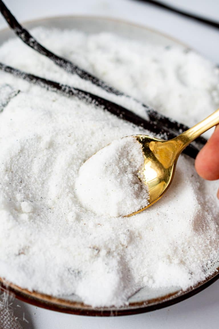 How to Make Vanilla Sugar (Easy Recipe)